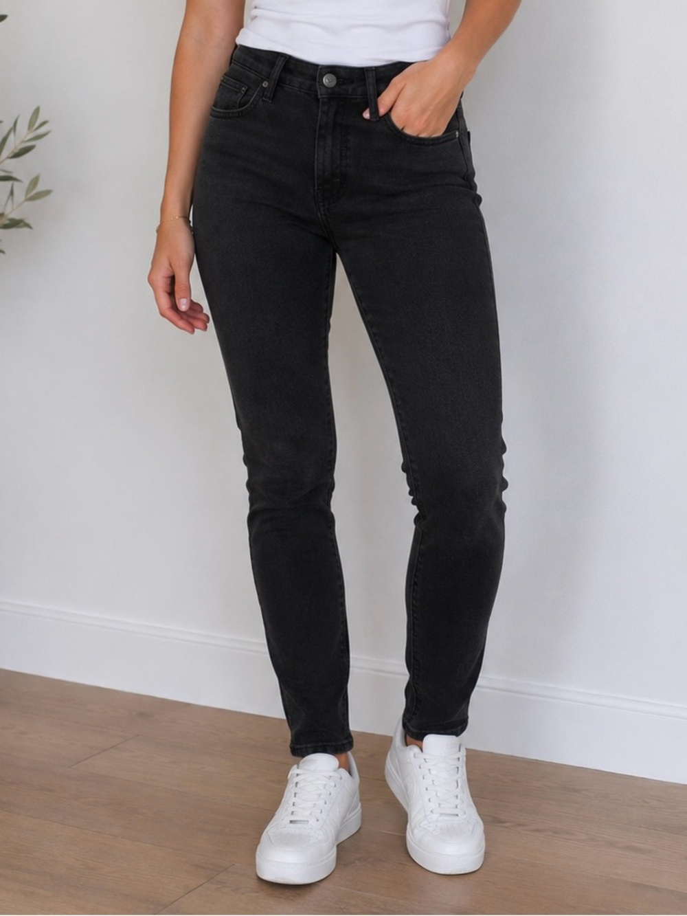 Mother The Looker Skinny Jeans, Black, Actual Size 28 X 28 Read Description